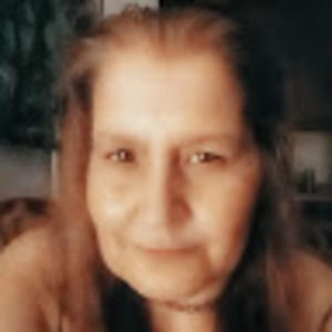 Meet your Posher, *sscretmeofficial*